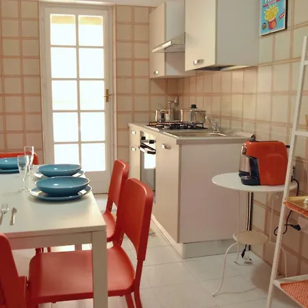 Casa Dahlia Apartment